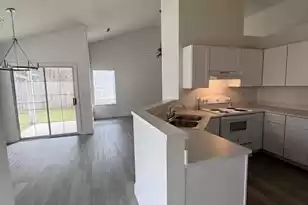 207 Apache Dr, Summerville, SC 29483 - Photo 9