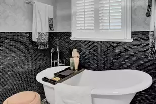 208 Sumter Ave, Summerville, SC 29483 - Photo 75