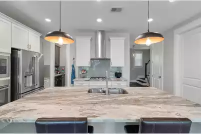 165 Village Ponds Drive, Summerville, SC 29483 - Photo 9