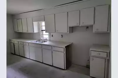 953 Dixie Street, Florence, SC 29501 - Photo 5