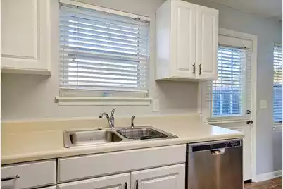 415 Parkdale Drive #6D, Charleston, SC 29414 - Photo 5