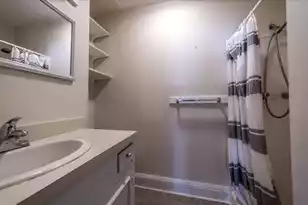 66 Smith St, Charleston, SC 29401 - Photo 7