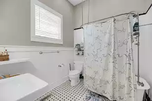 68 Vanderhorst St, Charleston, SC 29403 - Photo 13