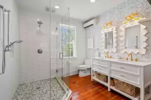 107 Bennett St, Mount Pleasant, SC 29464 - Photo 65