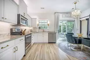 192 Historic Dr, Mount Pleasant, SC 29464 - Photo 19