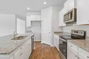 126 Chicora Ln, Yemassee, SC 29945 - Photo 5