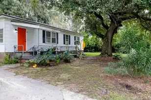 6 Gay Dr, Beaufort, SC 29907 - Photo 3