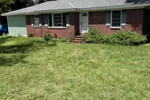 1602 Rifle Range Rd, Mount Pleasant, SC 29464 - Photo 5