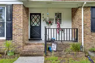 203 Jimbo Rd, Summerville, SC 29485 - Photo 3