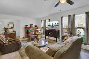 203 Jimbo Rd, Summerville, SC 29485 - Photo 9