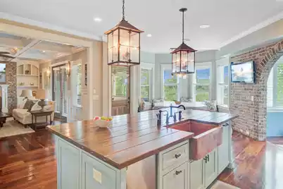 2196 Beckenham Drive, Mount Pleasant, SC 29466 - Photo 23