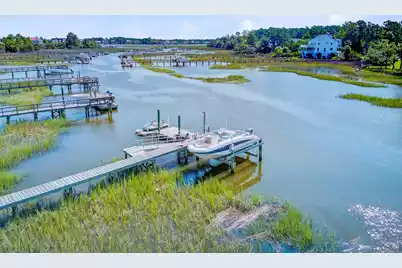 2196 Beckenham Drive, Mount Pleasant, SC 29466 - Photo 5