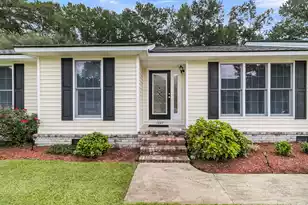 1647 Sulgrave Rd, Charleston, SC 29414 - Photo 3