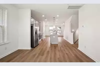 4633 Forest Hills Drive #1402, North Charleston, SC 29418 - Photo 3