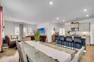 108 Holly Leaf Ln, Summerville, SC 29486 - Photo 9