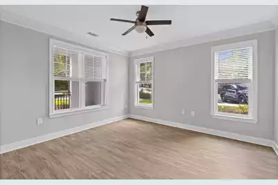 2000 Belle Isle Avenue #106, Mount Pleasant, SC 29464 - Photo 17