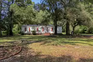 147 Sandpit Dr, Ridgeville, SC 29472 - Photo 3