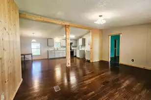 1075 Mockingbird Ln, Manning, SC 29102 - Photo 9