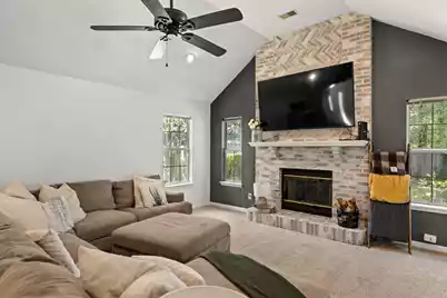 105 Queens Court, Goose Creek, SC 29445 - Photo 9