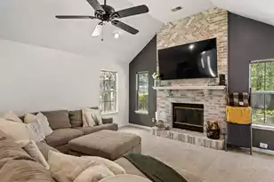 105 Queens Ct, Goose Creek, SC 29445 - Photo 9