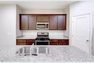 205 Pine Street W, Summerville, SC 29485 - Photo 5