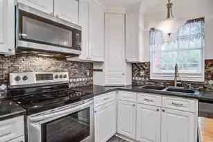 8105 Halifax Way, North Charleston, SC 29420 - Photo 11