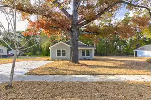 911 Lemacks Street N, Walterboro, SC 29488 - Photo 7