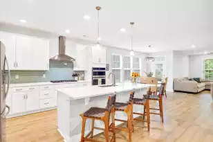 608 Pointe Blvd S, Summerville, SC 29483 - Photo 9