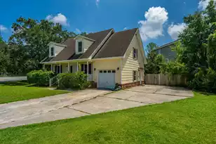 1477 Theresa Dr, Charleston, SC 29412 - Photo 3