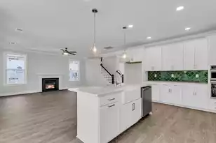 703 Maynard Ln, Summerville, SC 29486 - Photo 11