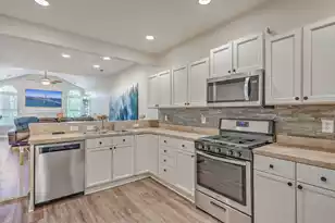 8800 Dorchester Rd, North Charleston, SC 29420 - Photo 9