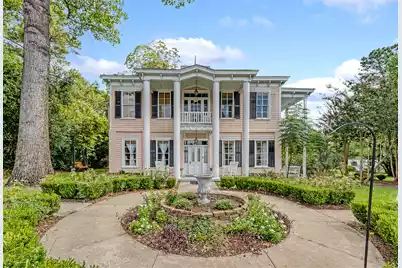 301 Richardson Avenue E, Summerville, SC 29483 - Photo 3