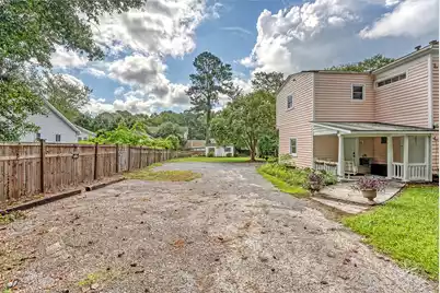 301 Richardson Avenue E, Summerville, SC 29483 - Photo 85