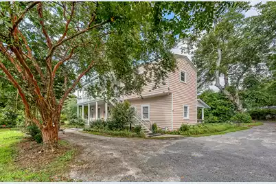 301 Richardson Avenue E, Summerville, SC 29483 - Photo 91