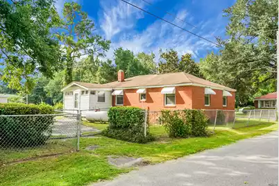 174 Roosevelt Drive, Saint Stephen, SC 29479 - Photo 5