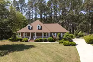 233 Plantation Dr, Manning, SC 29102 - Photo 1