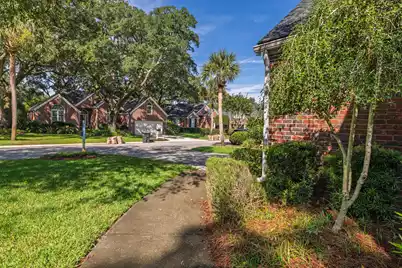 1387 Southlake Drive, Mount Pleasant, SC 29464 - Photo 31