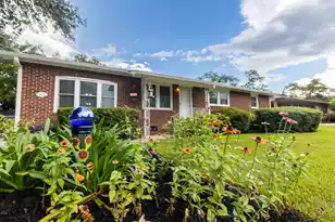 1918 Aichele Dr, North Charleston, SC 29406 - Photo 3