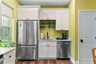 516 Central Ave, Summerville, SC 29483 - Photo 55