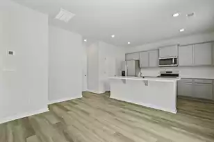 1070 Forrest Crk Dr, Summerville, SC 29483 - Photo 11