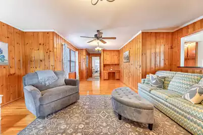 319 Hampton Street E, Elloree, SC 29047 - Photo 15