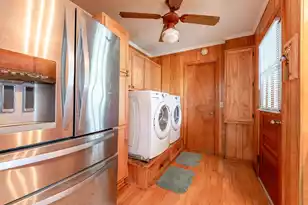 319 Hampton Street E, Elloree, SC 29047 - Photo 9