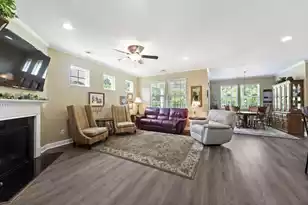 127 Stagecoach Ln, Summerville, SC 29483 - Photo 9