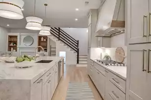 758 McCants Dr, Mount Pleasant, SC 29464 - Photo 7