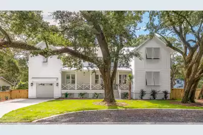 727 McCants Drive, Mount Pleasant, SC 29464 - Photo 1