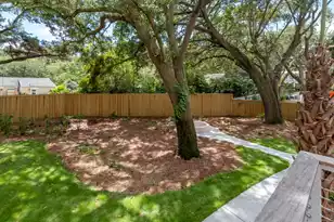 727 McCants Dr, Mount Pleasant, SC 29464 - Photo 83