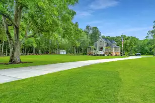 975 Mayfield St, Summerville, SC 29485 - Photo 5