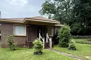 1446 Ridgewood Dr, Orangeburg, SC 29118 - Photo 1