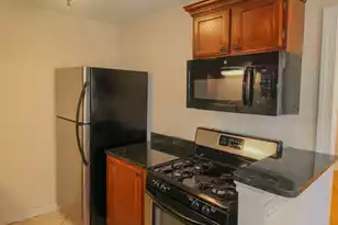 180 Line St, Charleston, SC 29403 - Photo 7