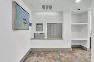 76 Society St, Charleston, SC 29401 - Photo 5